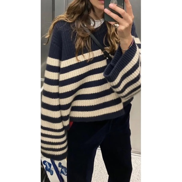 Khaite Dotty Beige Navy Stripe Cashmere Sweater Size Small